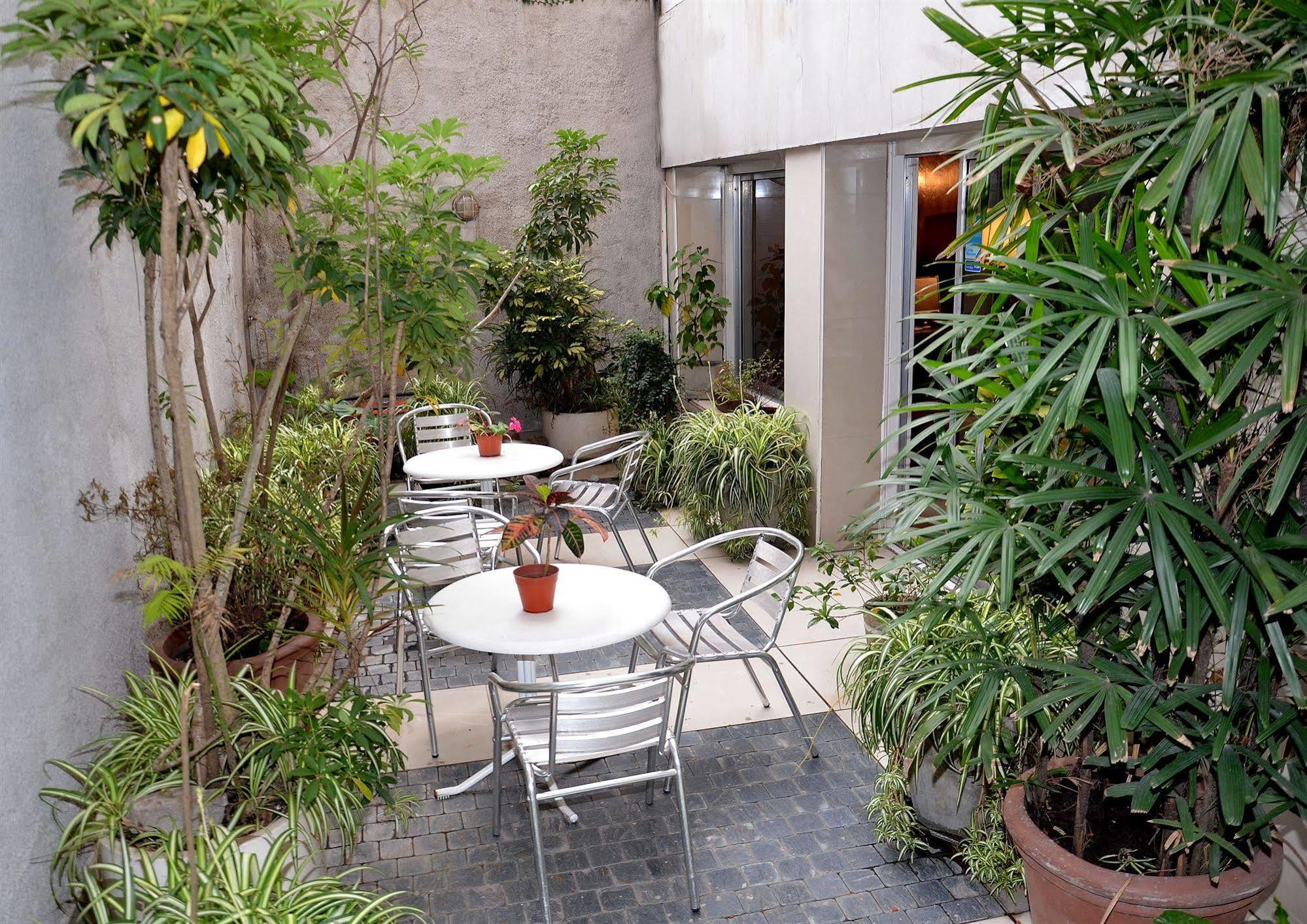 Ecuador Hotel Buenos Aires Exterior photo