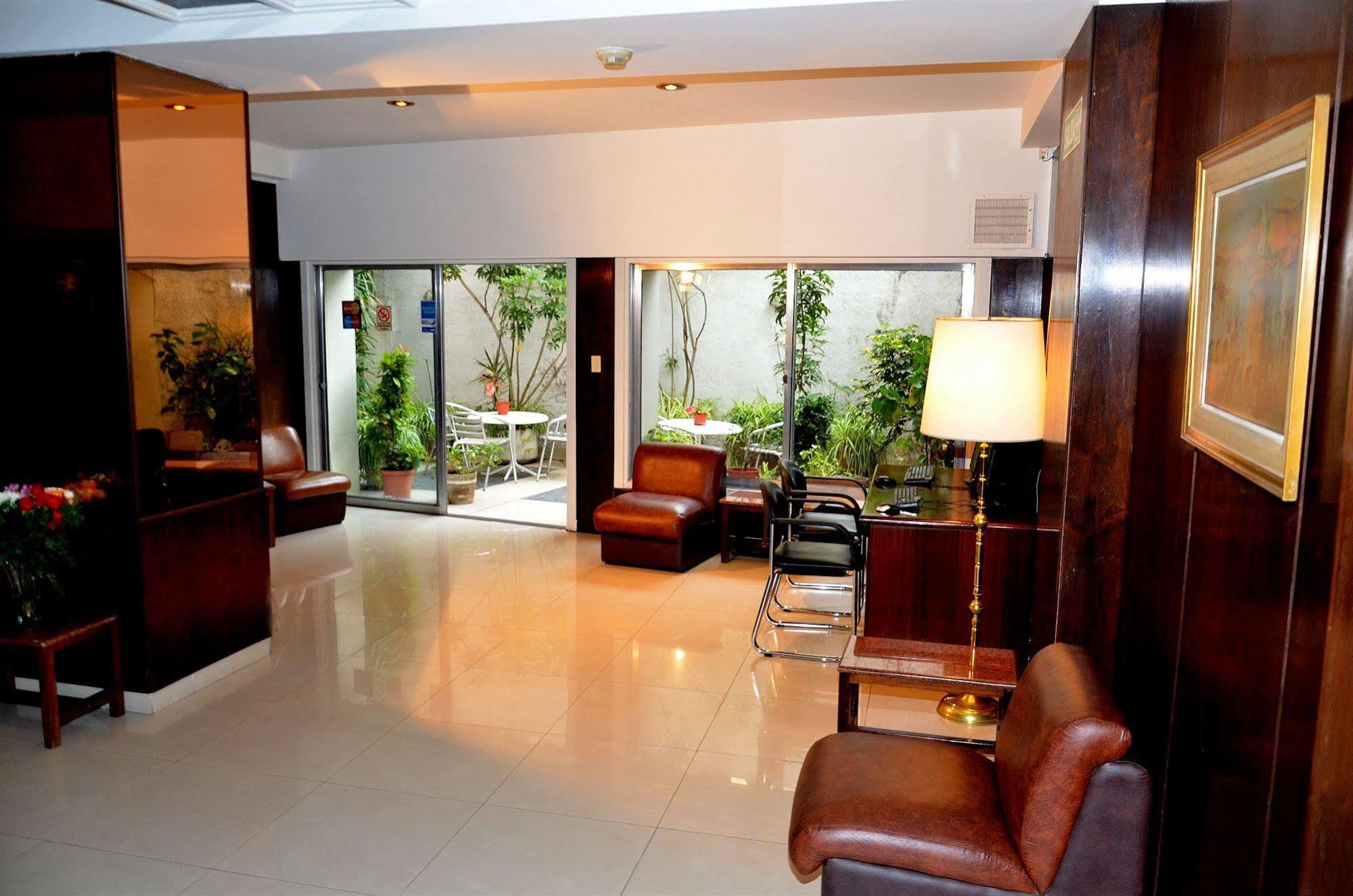 Ecuador Hotel Buenos Aires Exterior photo