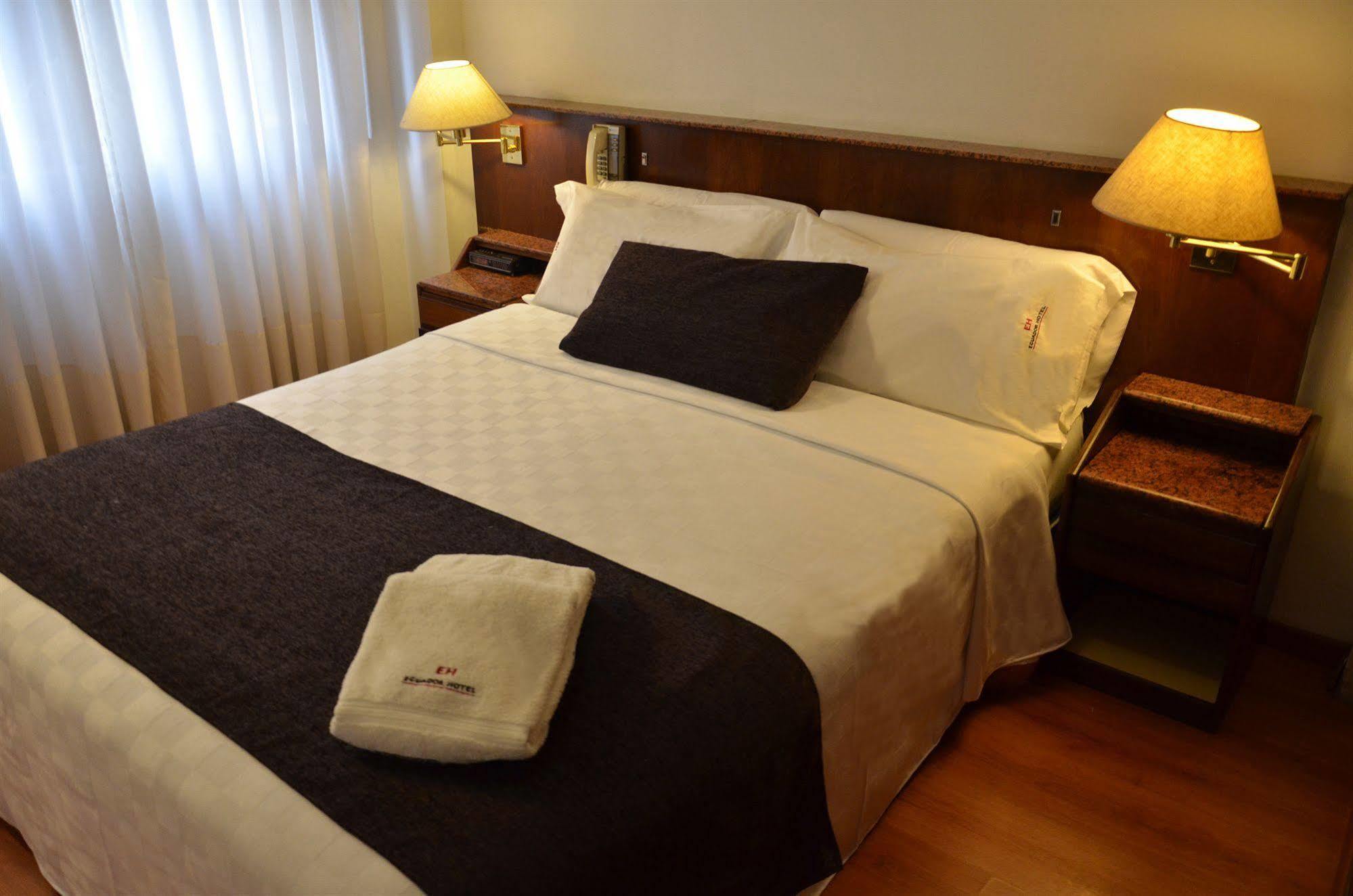Ecuador Hotel Buenos Aires Exterior photo